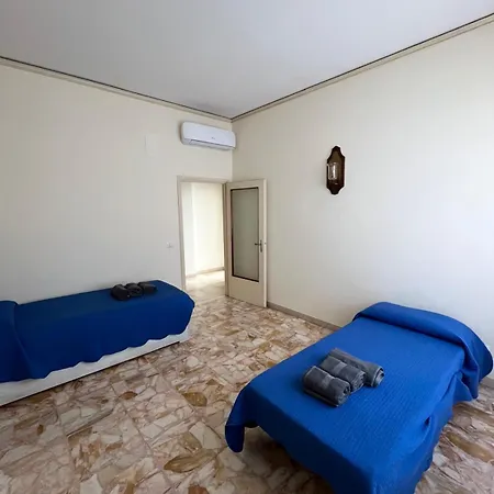 Ampio 6 Posti Con Aria Condizionata E Balconi *