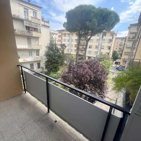 Ampio 6 Posti Con Aria Condizionata E Balconi Apartment
